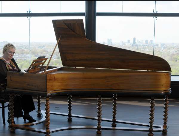 The Well-Tempered Clavier II no. 17 in A-flat major