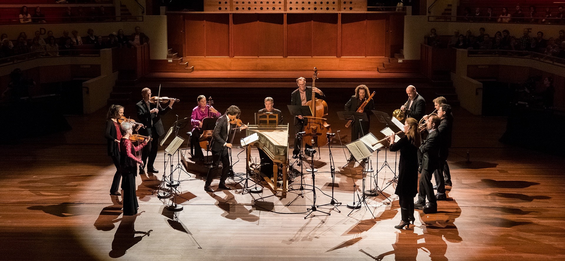 Bachs spektakel van vormen en kleuren